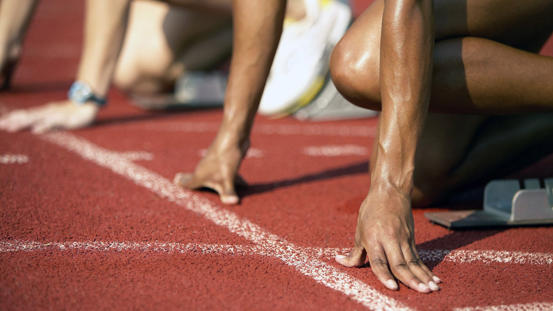 篮球赛事中团队配合效率提升方法,在篮球比赛中如何做好团队精神培养