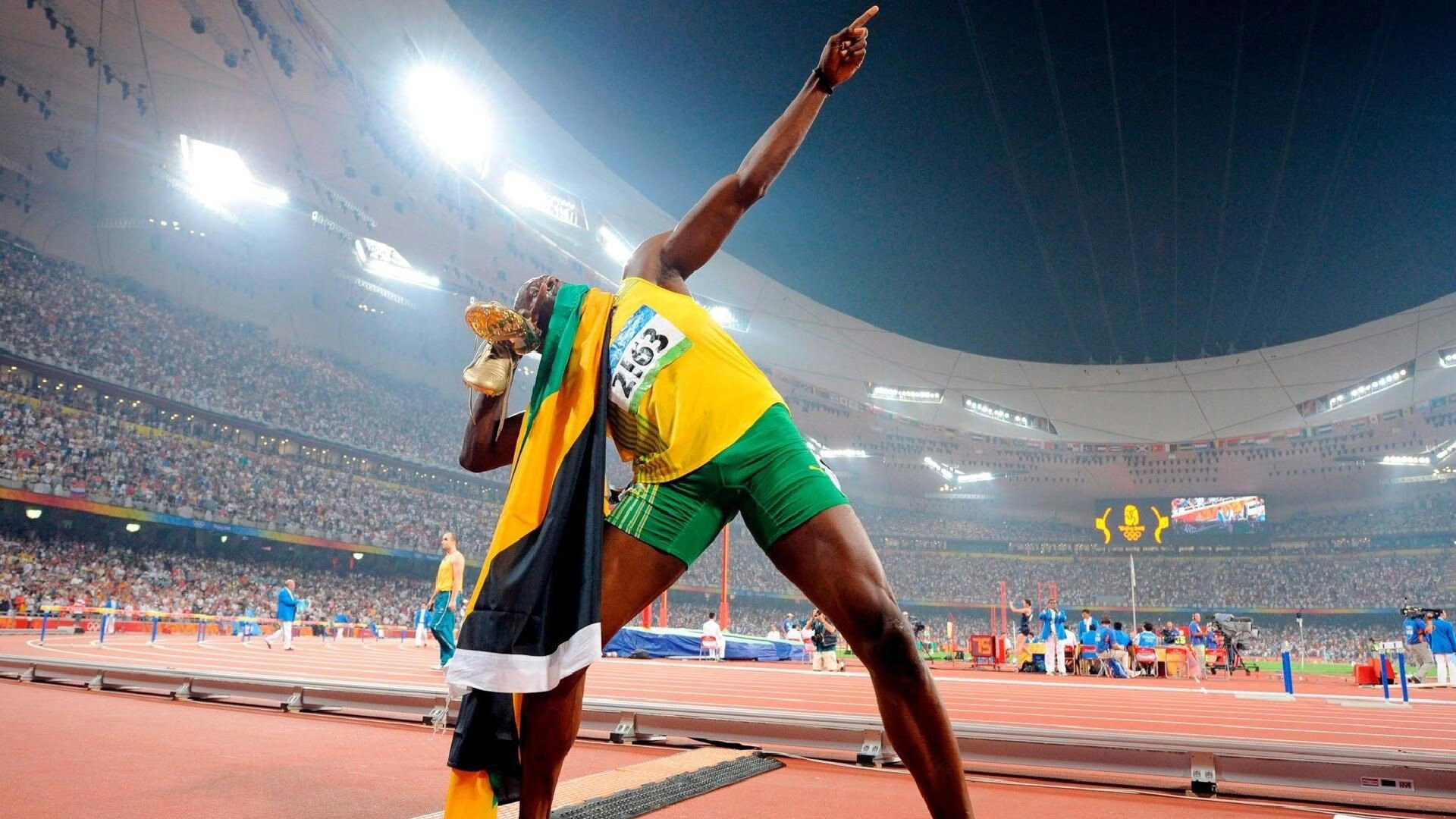 英超激战：曼城主场4-2逆转阿森纳，冠军悬念再度拉开，曼城英超稳了